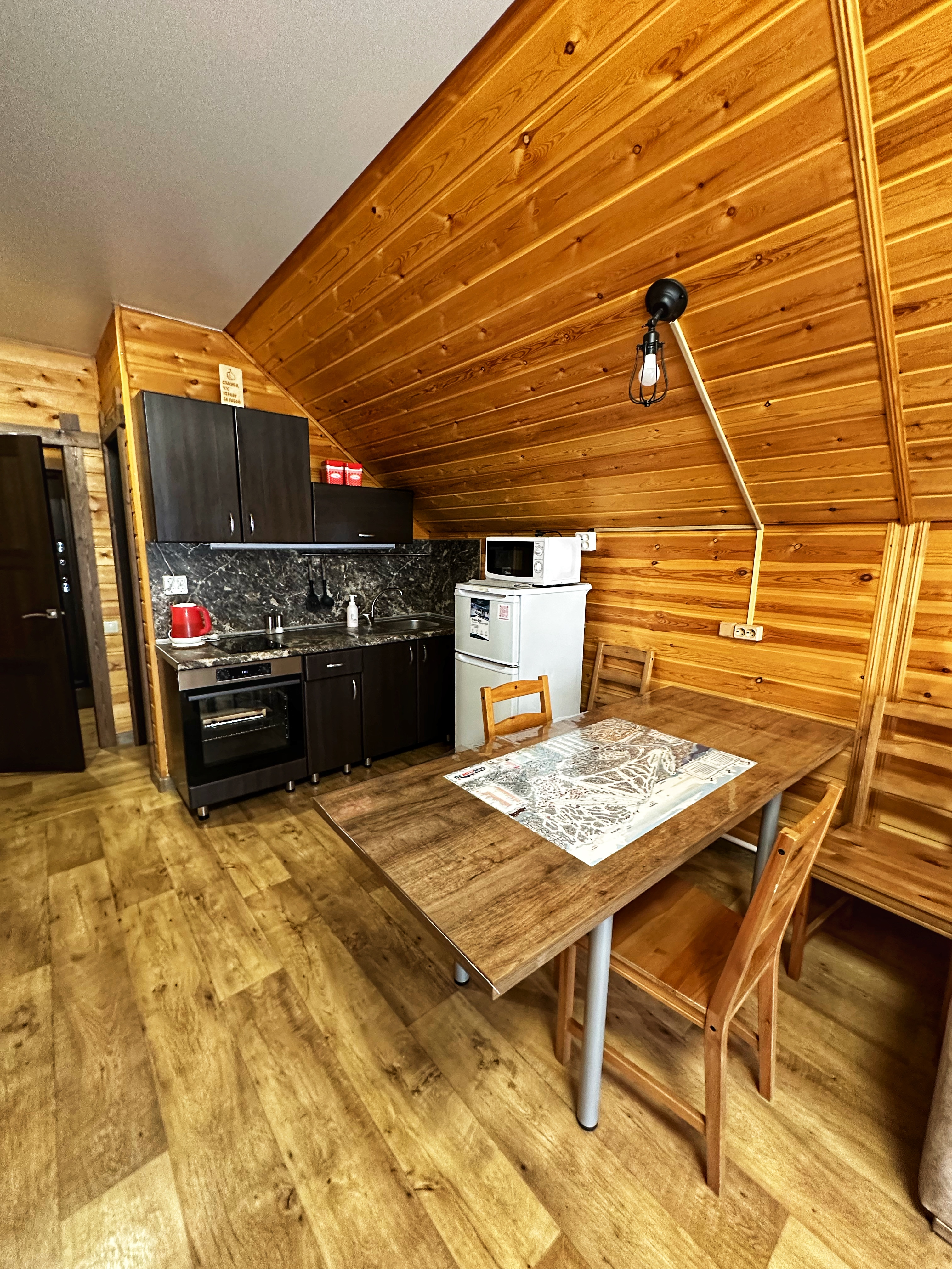 Шерегеш Коттедж Дом в кедрах 2 этаж коттедж 1